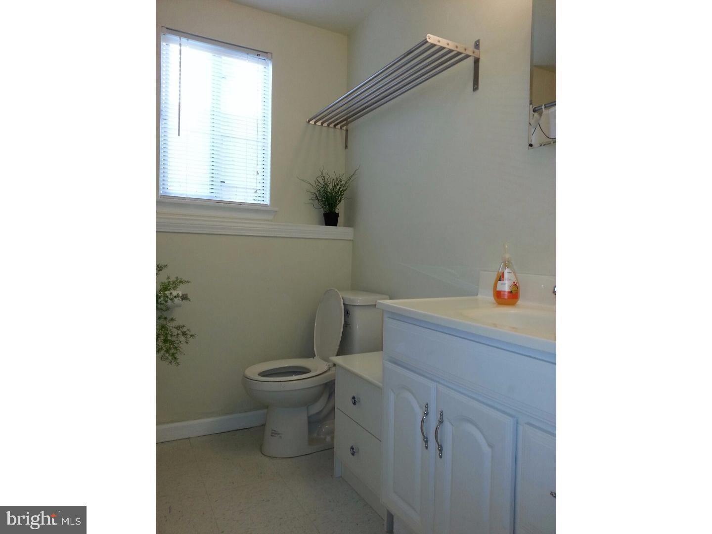 210 Ellis Street Haddonfield, NJ 08033 - Photo 13 of 16 Full bath 2