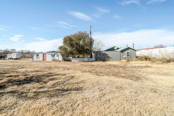 $194,900 | 342 Fritch Drive, Fritch, TX 79036