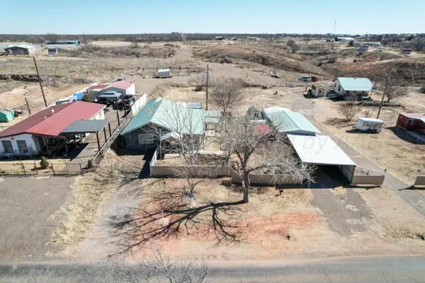 $194,900 | 342 Fritch Drive, Fritch, TX 79036