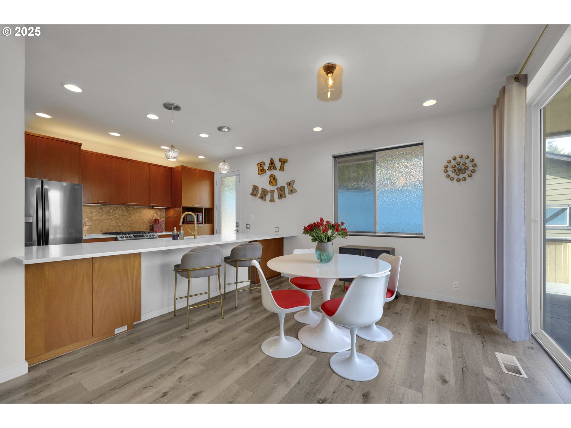 77 Bangle Court Cottage Grove, OR 97424 - Photo 4 of 37