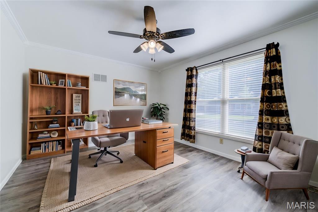 343 Turfwood Drive Ballwin, MO 63021 - Photo 6 of 67