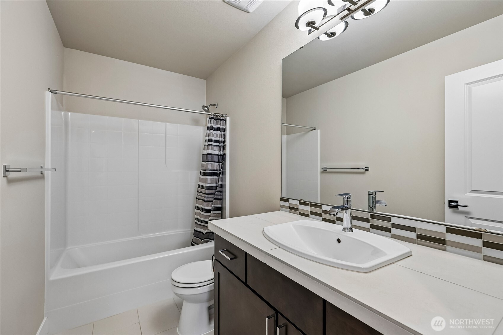 19729 Meridian Place West Bothell, WA 98012 - Photo 23 of 36 Gallery Image 23