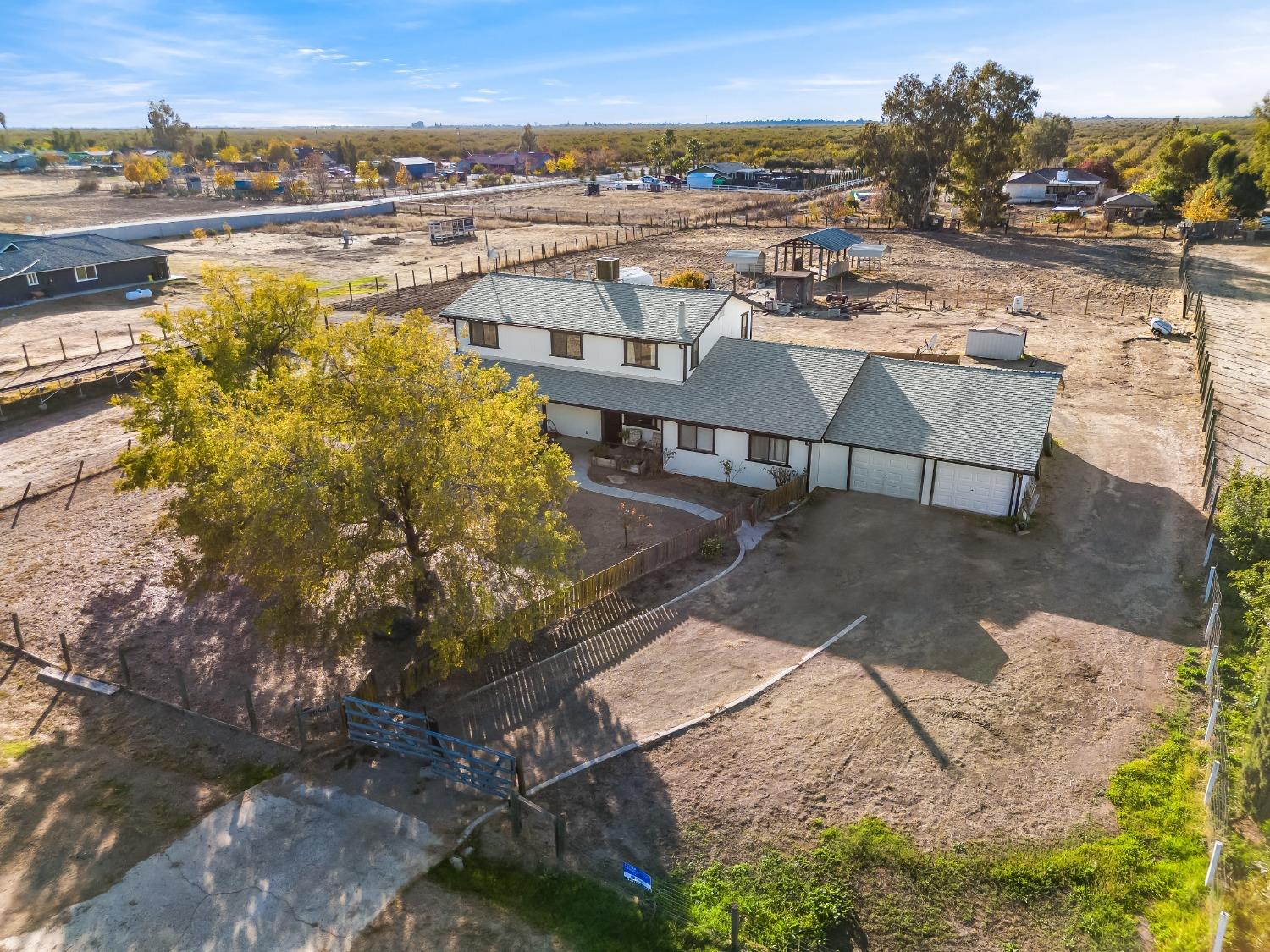 20568 Olympia Road Madera, CA 93638 - Photo 5 of 52 Gallery Image 5