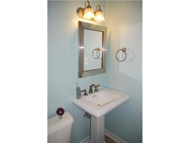 8055 Folkstone Road Indianapolis, IN 46268 - Photo 14 of 18 Gallery Image 14