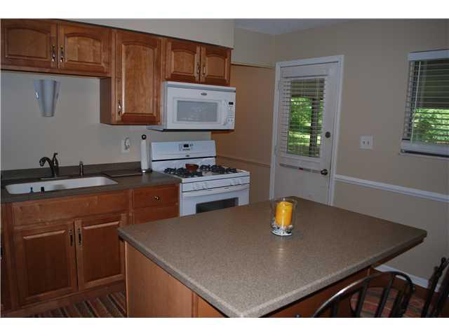 8055 Folkstone Road Indianapolis, IN 46268 - Photo 5 of 18 Gallery Image 5