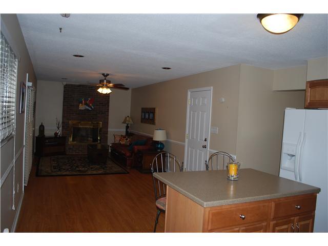 8055 Folkstone Road Indianapolis, IN 46268 - Photo 6 of 18 Gallery Image 6