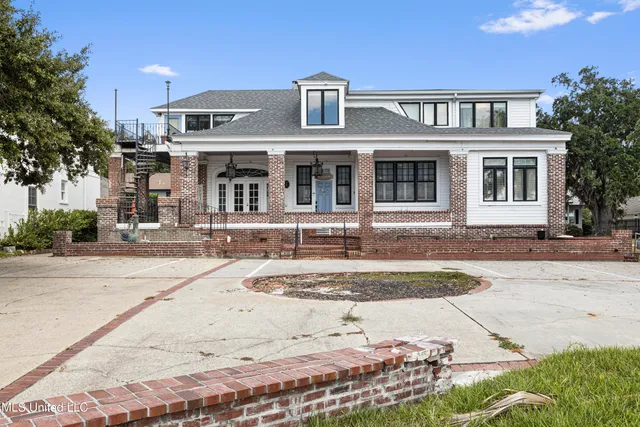 $859,000 | 1012 Beach Boulevard, Biloxi, MS 39530