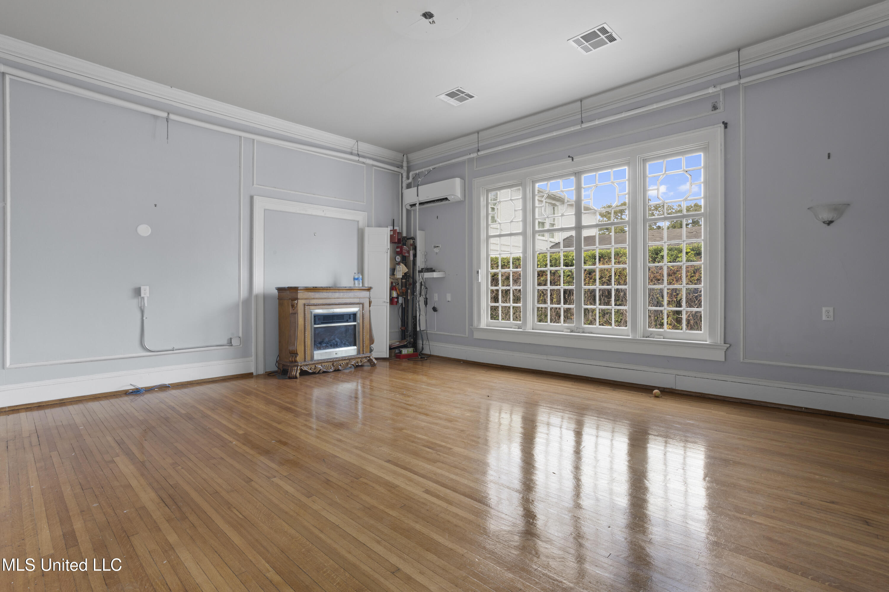 1012 Beach Boulevard Biloxi, MS 39530 - Photo 13 of 45 0014