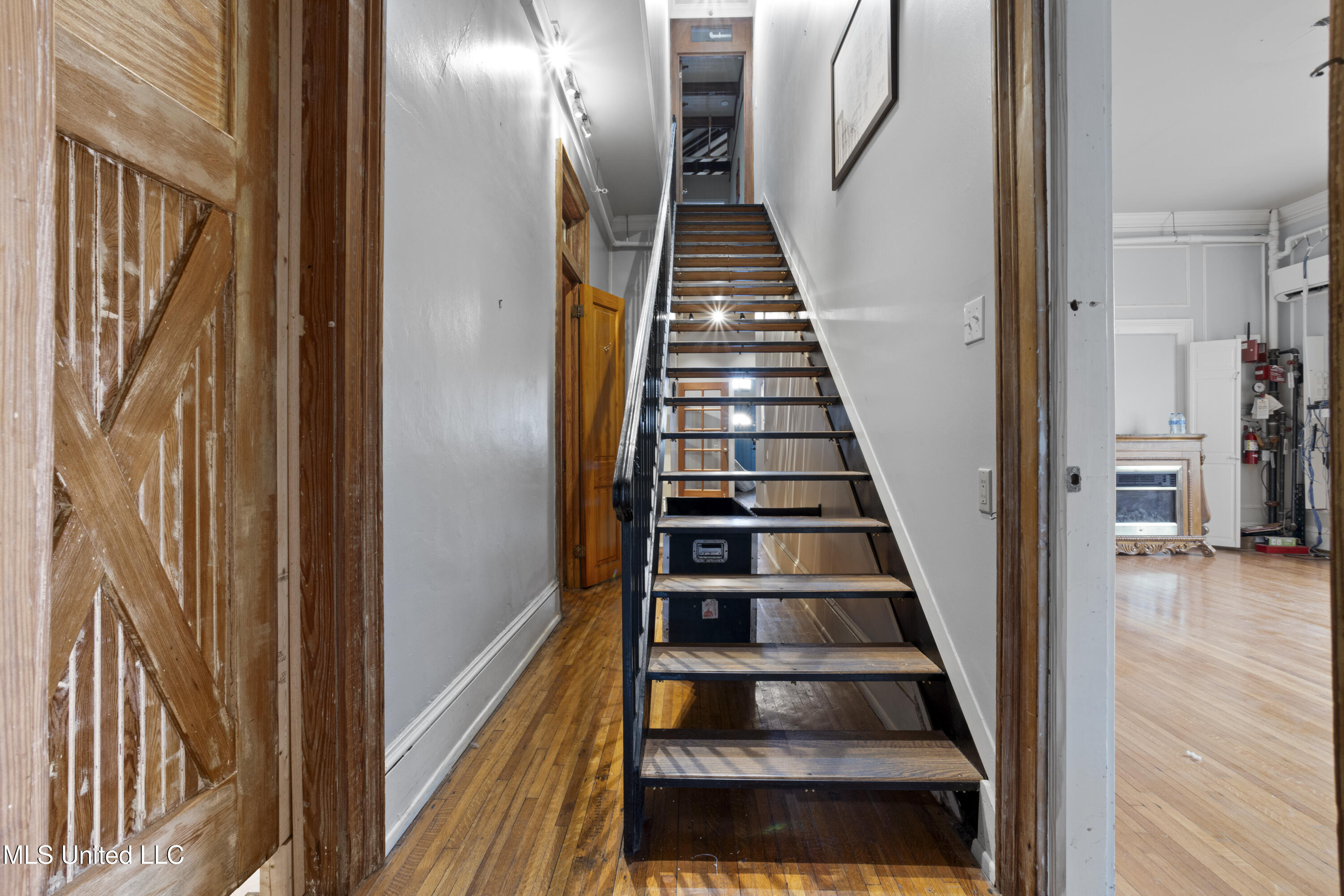 1012 Beach Boulevard Biloxi, MS 39530 - Photo 20 of 45 0021