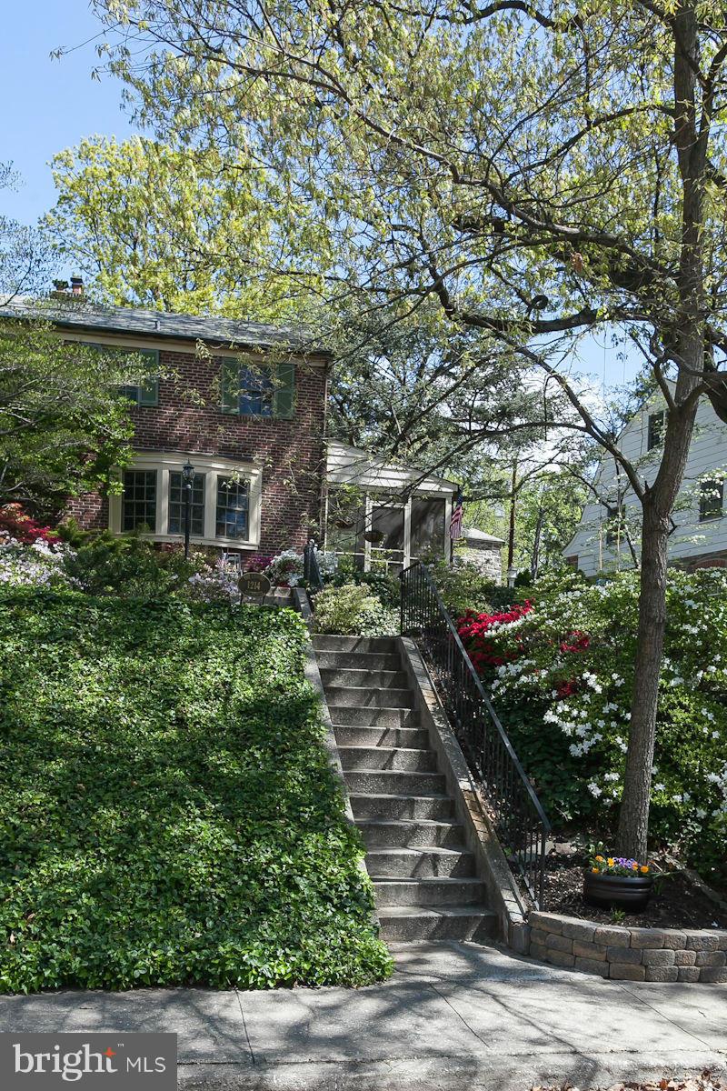 1214 Roundhill Road Baltimore, MD 21218 - Photo 2 of 30 Exterior (Front)