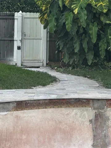 $1,800 | 6100-unit A Northeast 48th, Davie, FL 33314