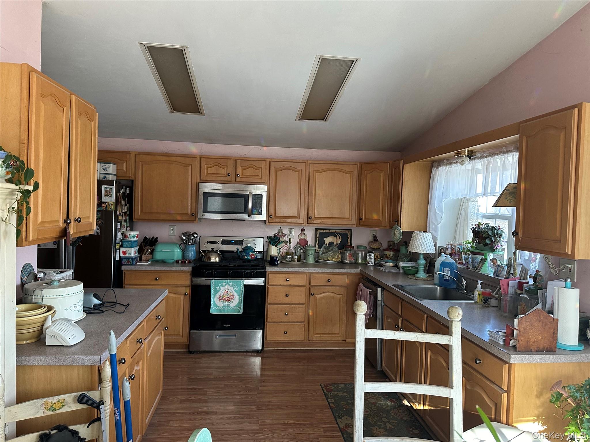 1661 Old Country Road, Unit 275 Riverhead, NY 11901 - Photo 2 of 13