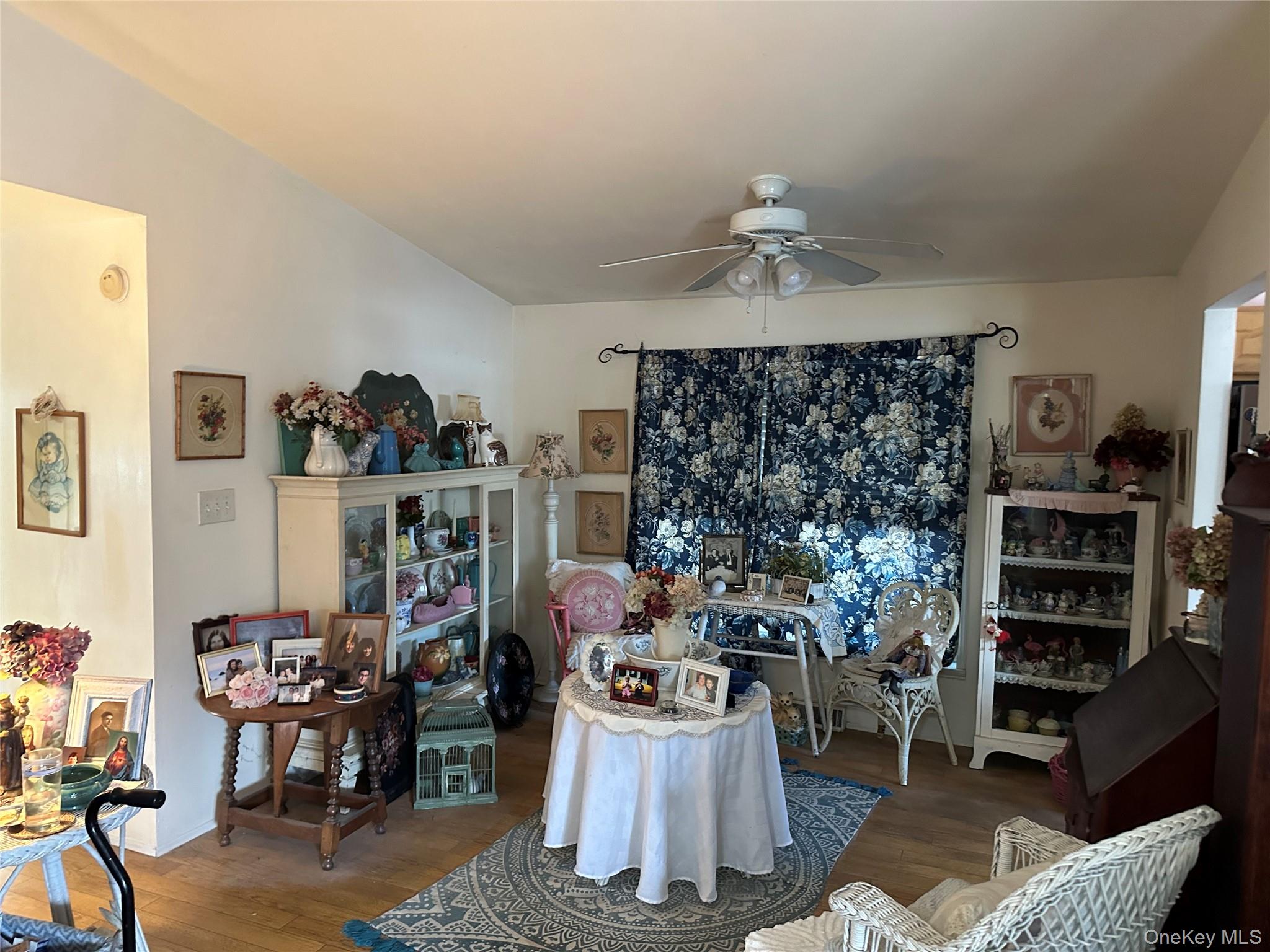 1661 Old Country Road, Unit 275 Riverhead, NY 11901 - Photo 5 of 13