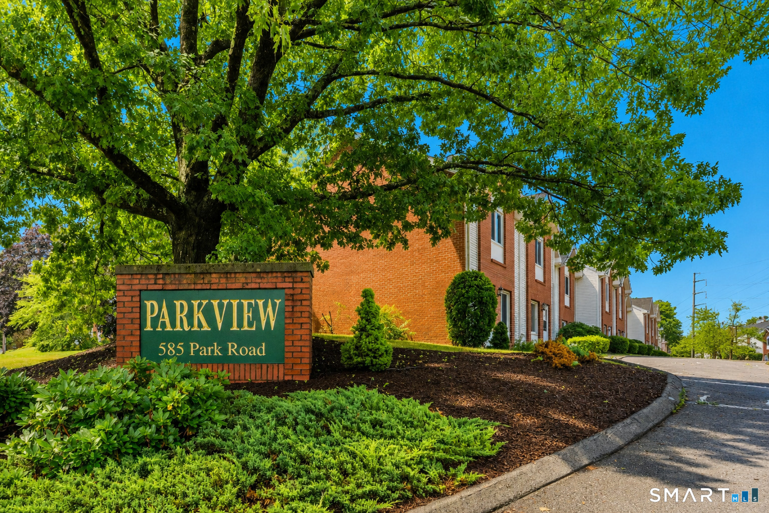 585 Park Road, Unit 91 Waterbury, CT 06708 - Photo 1 of 23