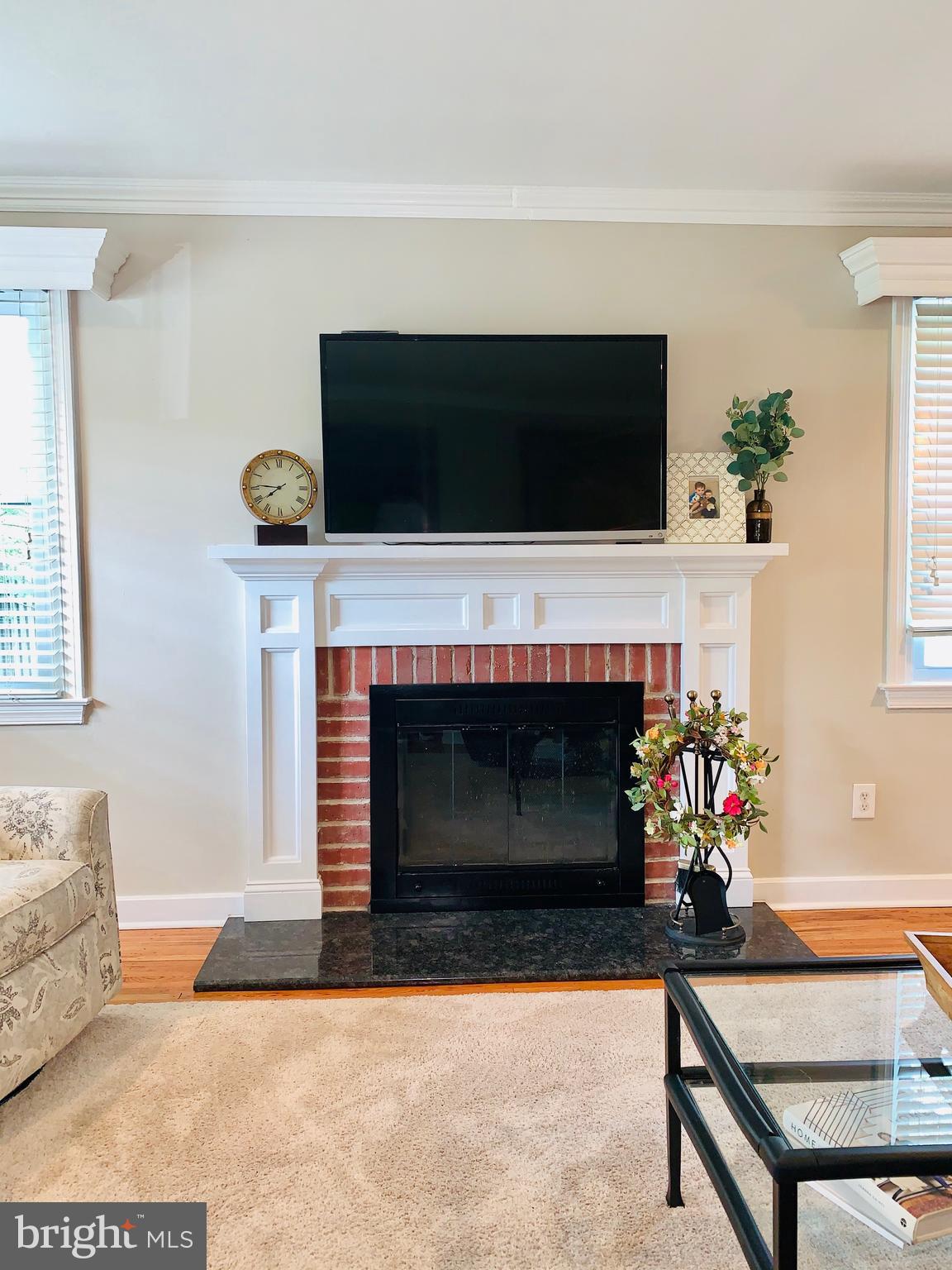 136 Garden Road Oreland, PA 19075 - Photo 11 of 31 Fireplace