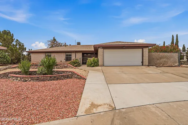 $349,999 | 1501 Jerry Pate Place, El Paso, TX 79935