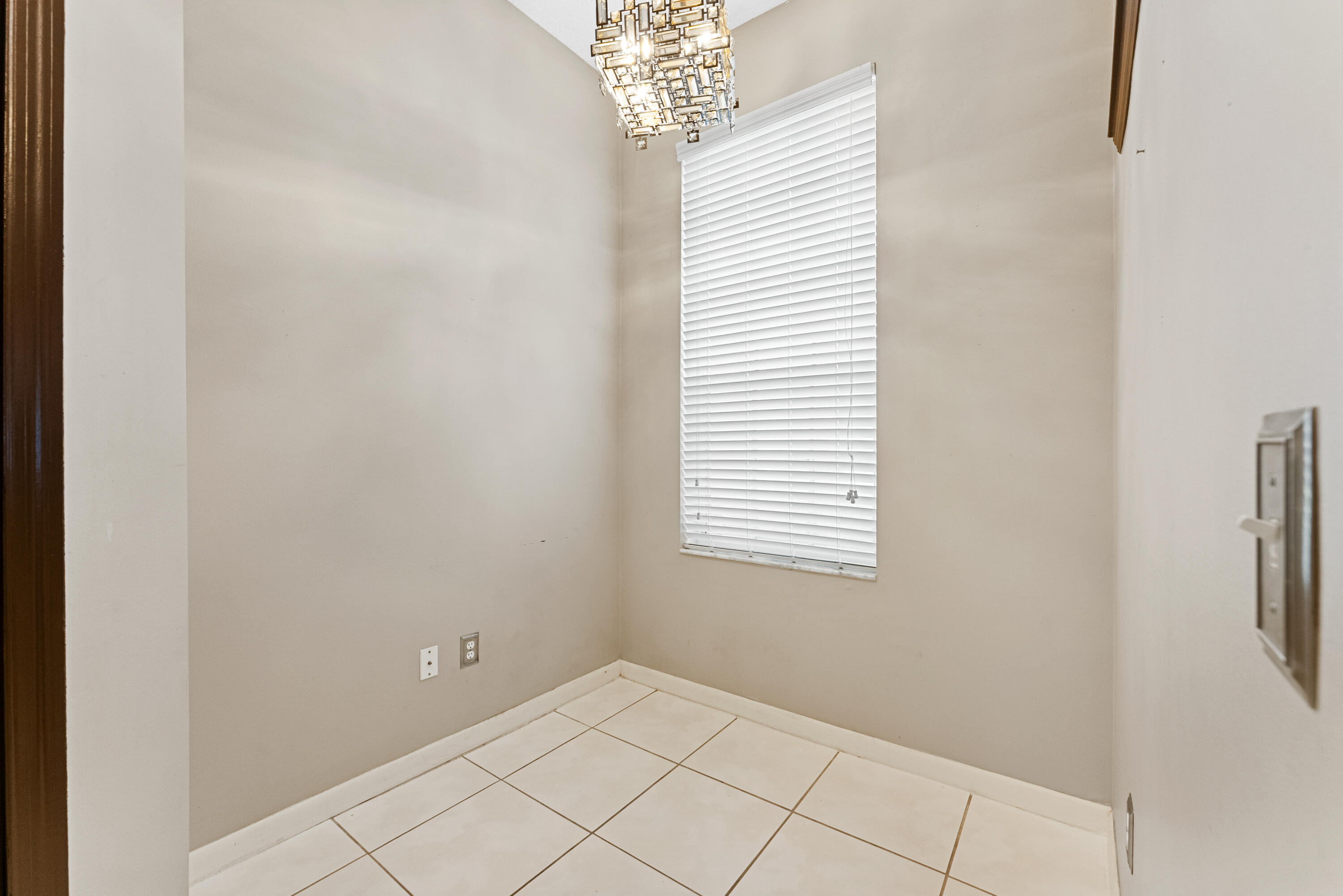 1134 Aviary Road Wellington, FL 33414 - Photo 15 of 31 IMG_7347