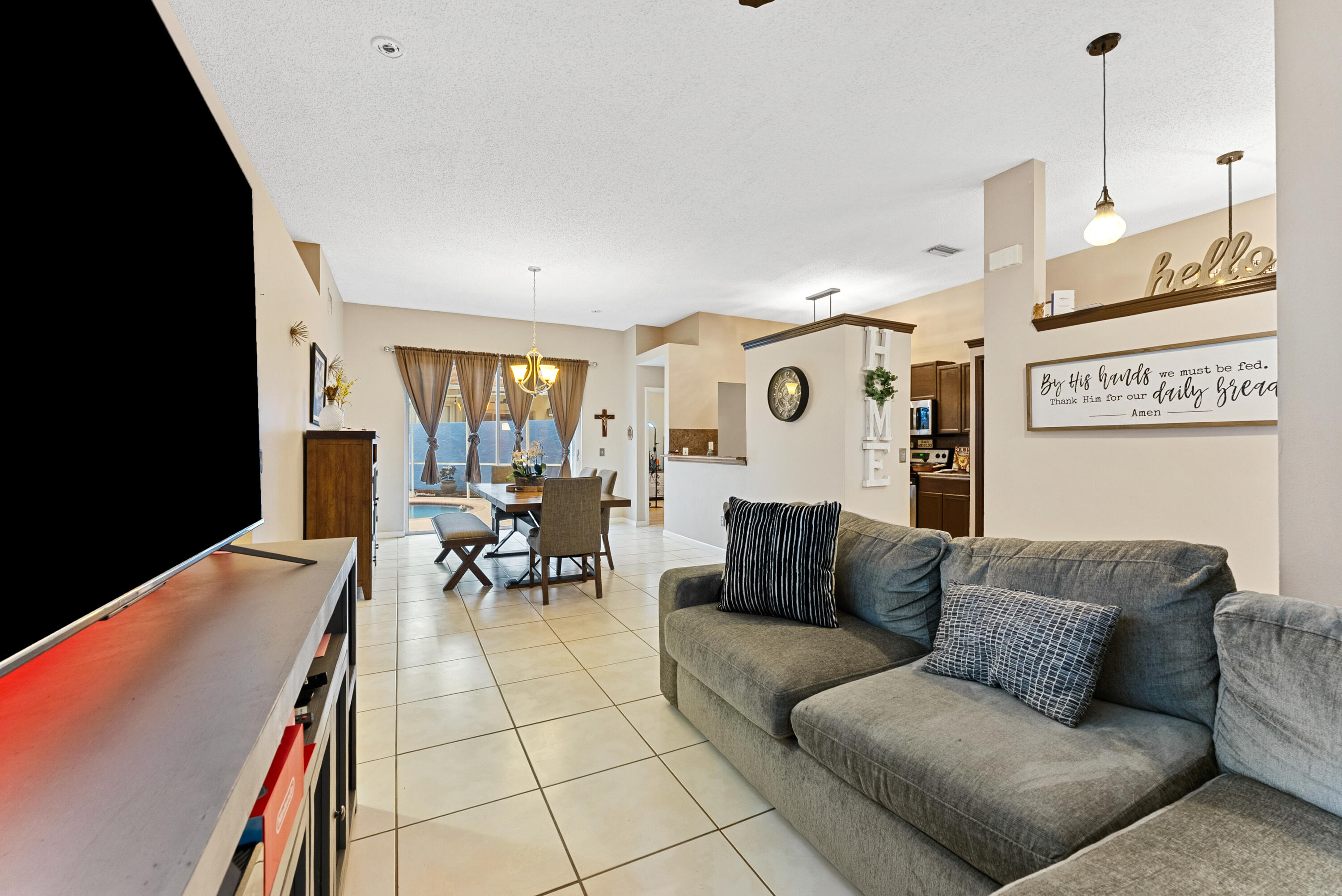 1134 Aviary Road Wellington, FL 33414 - Photo 7 of 31 IMG_7339