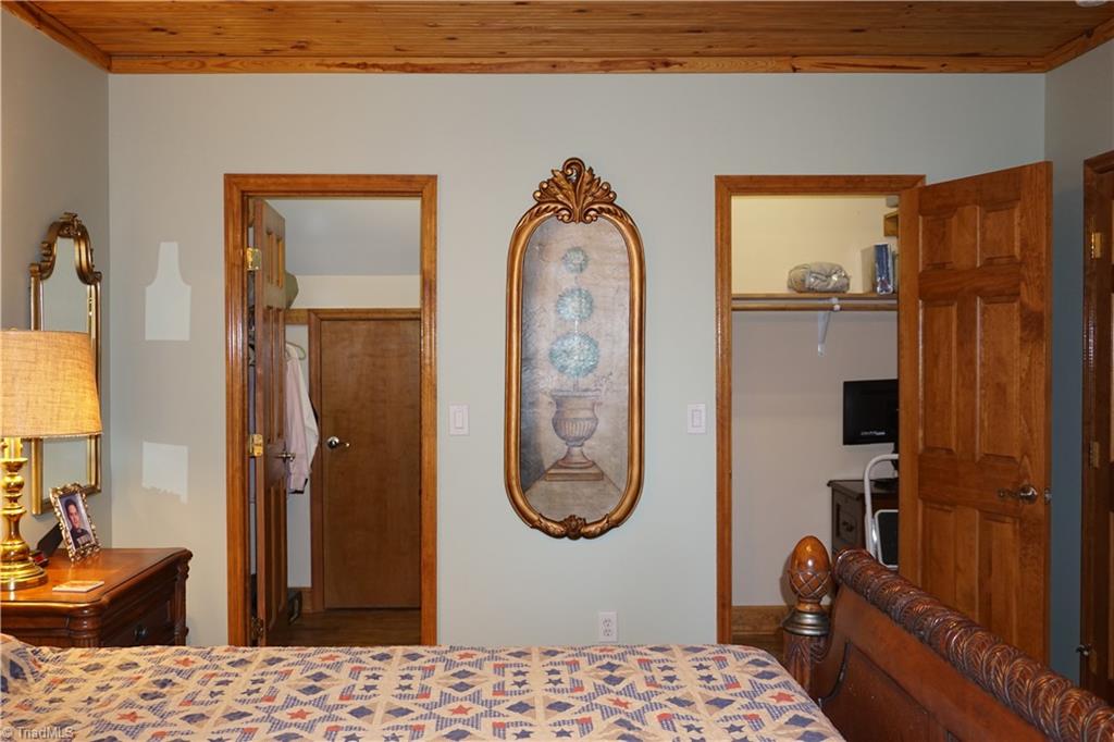 180-2 Rivers Edge Road Jefferson, NC 28640 - Photo 25 of 41 Gallery Image 25