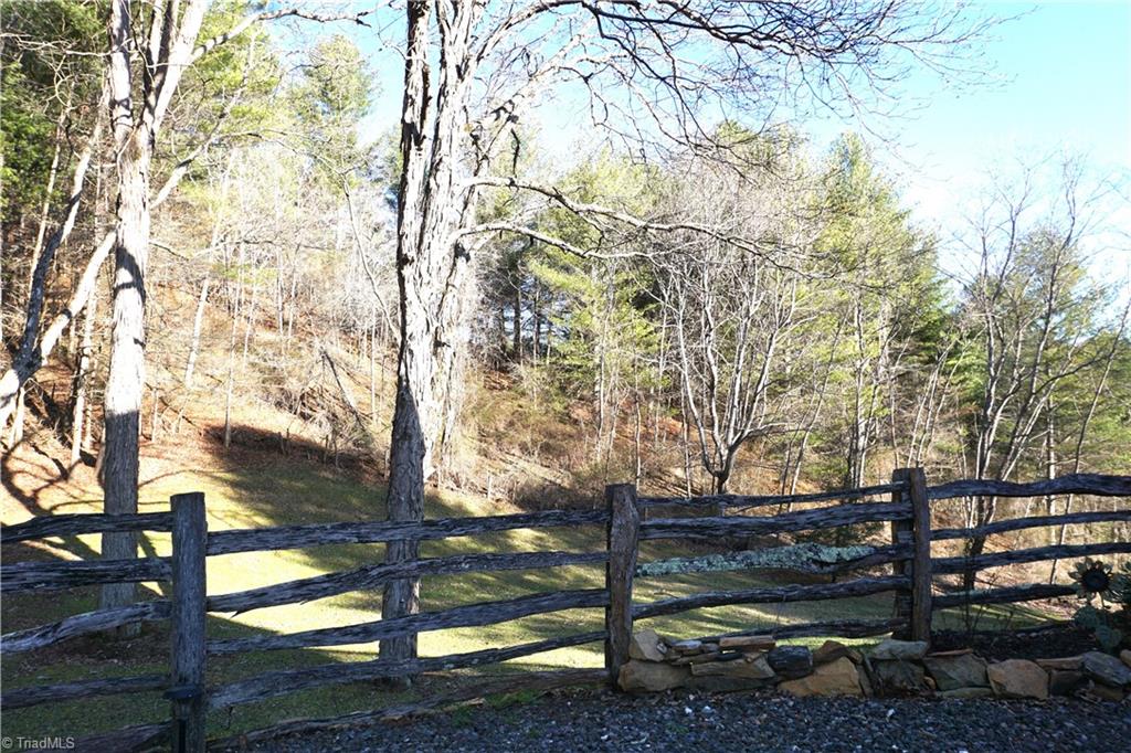 180-2 Rivers Edge Road Jefferson, NC 28640 - Photo 29 of 41 Gallery Image 29