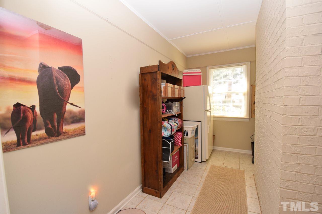 3213 Edgetone Drive Raleigh, NC 27604 - Photo 5 of 23
