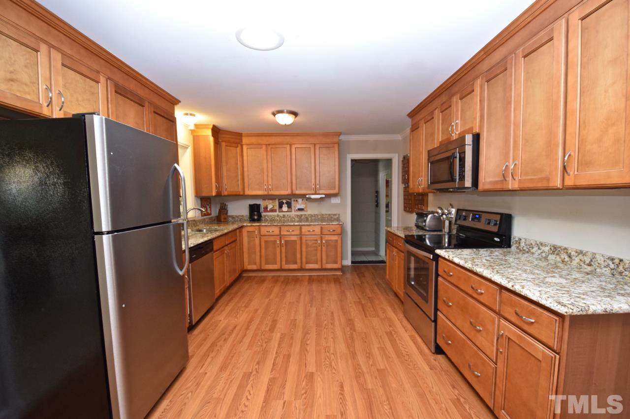 3213 Edgetone Drive Raleigh, NC 27604 - Photo 6 of 23
