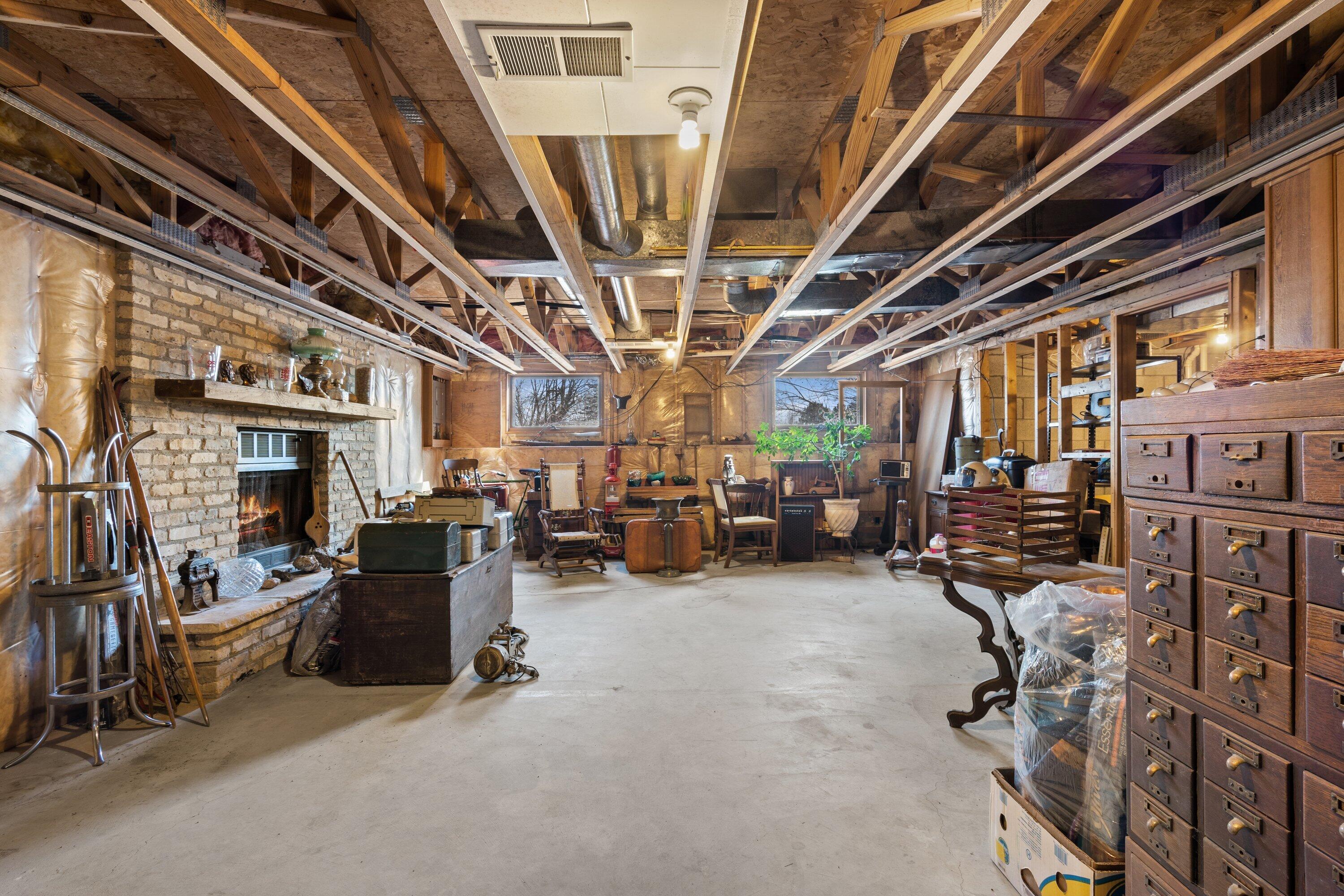 9545 County Highway Kewaskum, WI 53040 - Photo 17 of 34 Basement