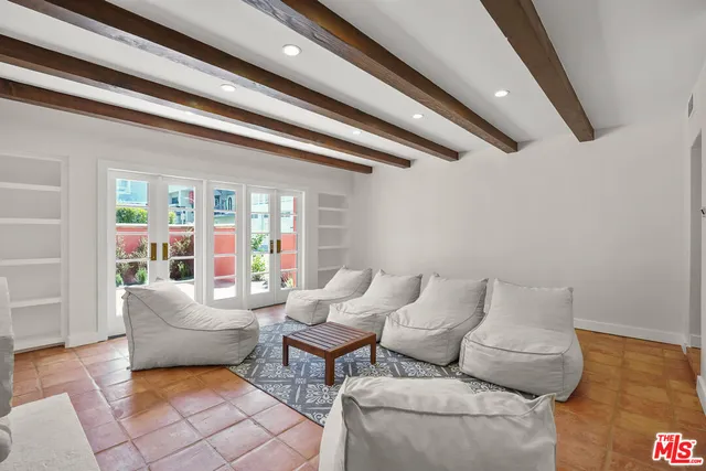 $15,000 | 4818 Roma Court, Marina del Rey, CA 90292