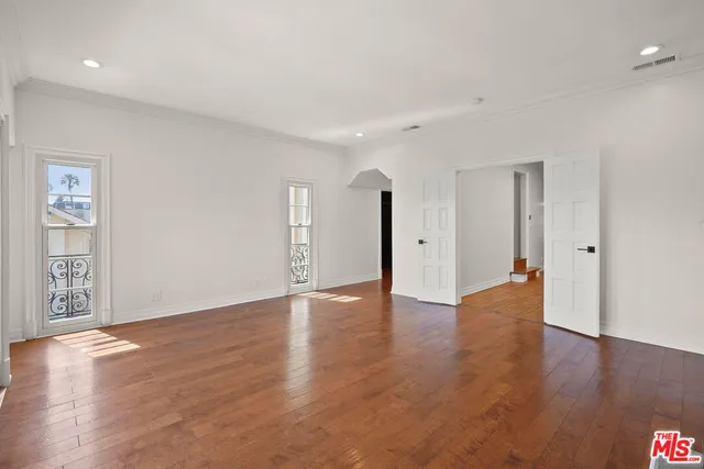 $15,000 | 4818 Roma Court, Marina del Rey, CA 90292