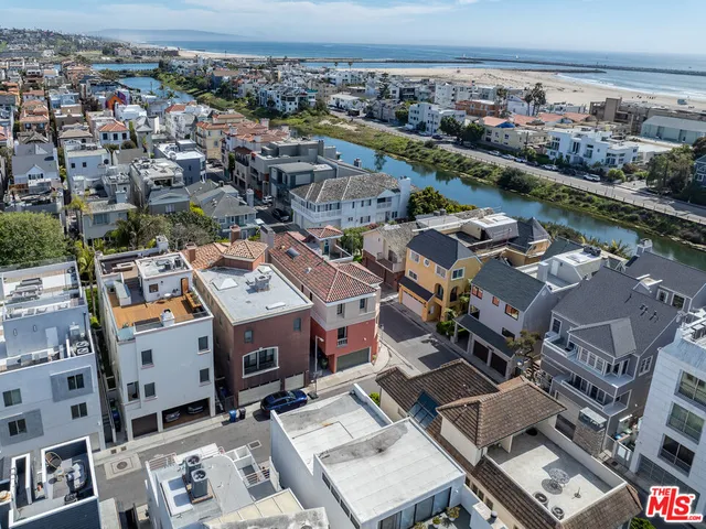 $15,000 | 4818 Roma Court, Marina del Rey, CA 90292