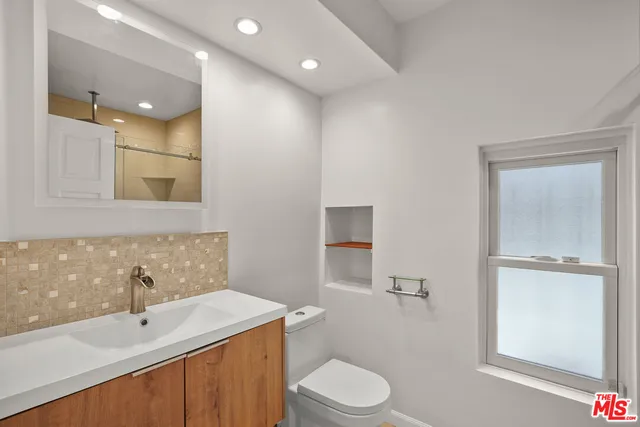 $15,000 | 4818 Roma Court, Marina del Rey, CA 90292