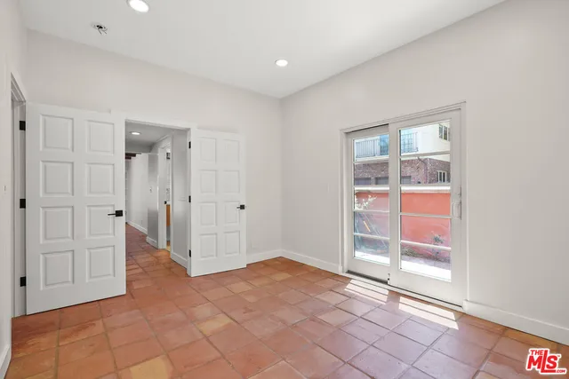 $15,000 | 4818 Roma Court, Marina del Rey, CA 90292