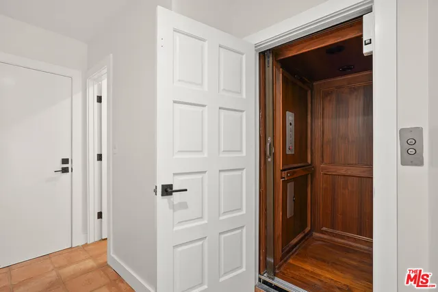 $15,000 | 4818 Roma Court, Marina del Rey, CA 90292