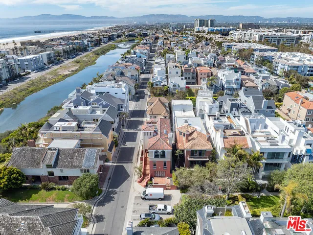 $15,000 | 4818 Roma Court, Marina del Rey, CA 90292