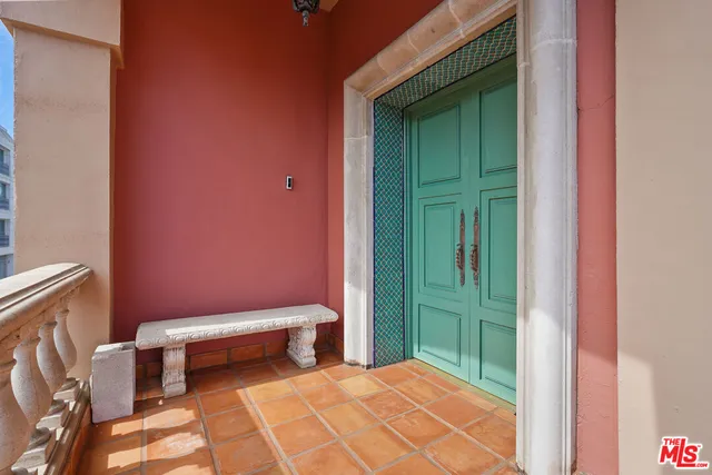 $15,000 | 4818 Roma Court, Marina del Rey, CA 90292