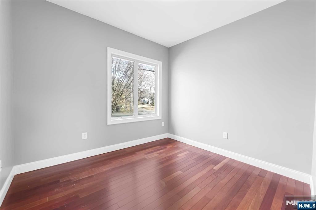 831 Pascack Road Paramus, NJ 07652 - Photo 20 of 26