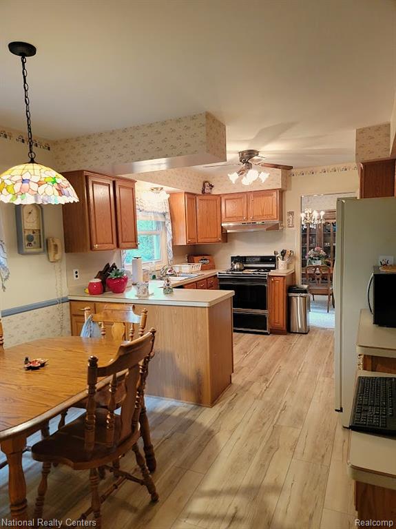 25630 Branchaster Road Farmington Hills, MI 48336 - Photo 17 of 48