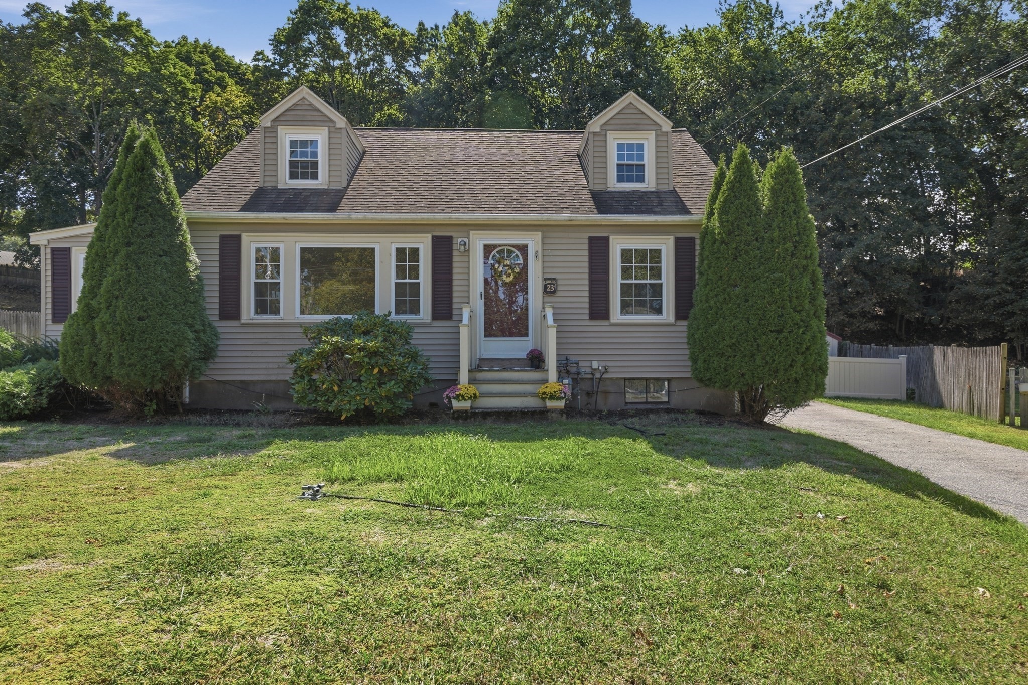 23 Mayflower Road Woburn, MA 01801 - Photo 1 of 42 Gallery Image 1