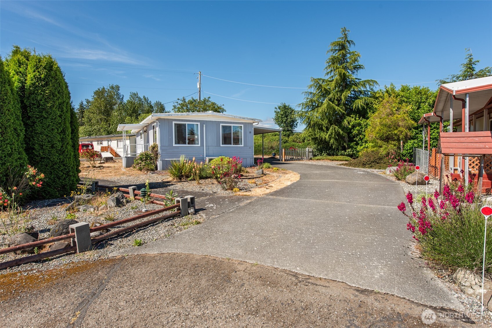 921 South 3rd Avenue, Unit 15 Sequim, WA 98382 - Photo 2 of 34