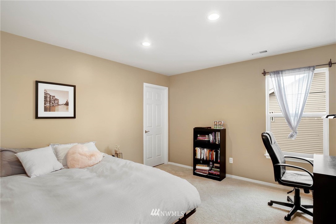 18105 170th Place Southeast Renton, WA 98058 - Photo 18 of 24 Gallery Image 18