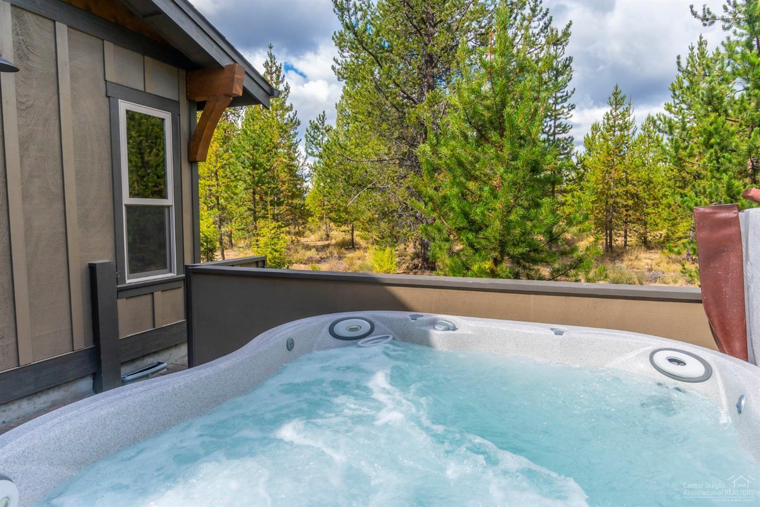 56592 Sunstone Loop Bend, OR 97707 - Photo 14 of 25 Additional Photo