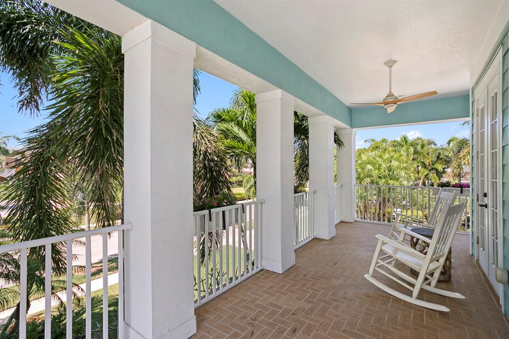 625 Balibay Road Apollo Beach, FL 33572 - Photo 33 of 51 a view of an outdoor space with porch
