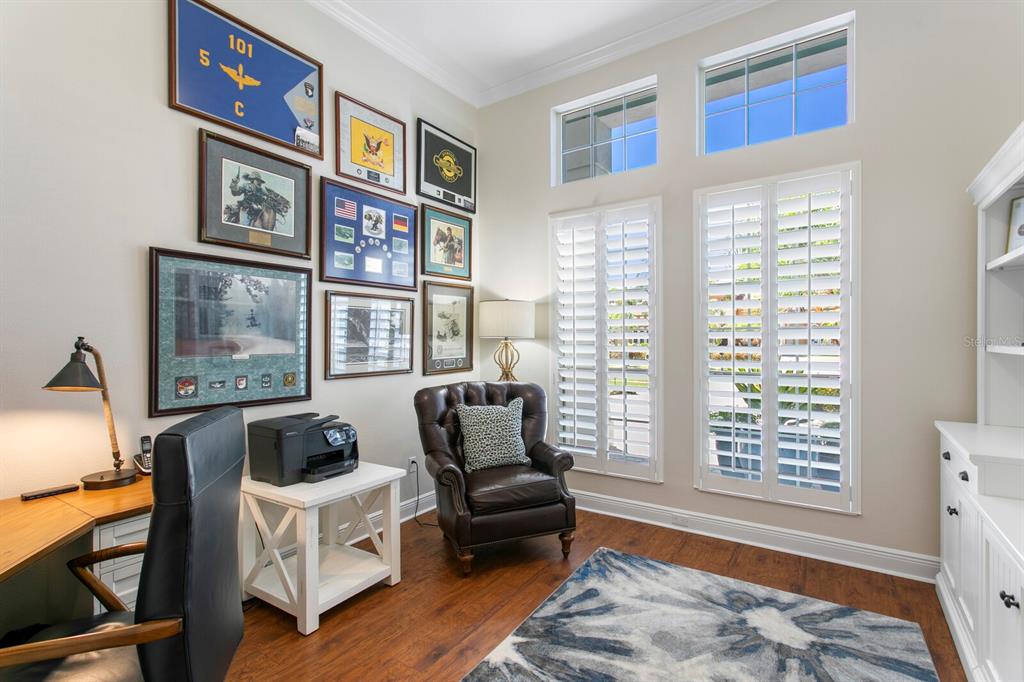 625 Balibay Road Apollo Beach, FL 33572 - Photo 34 of 51 a living room with furniture and a window