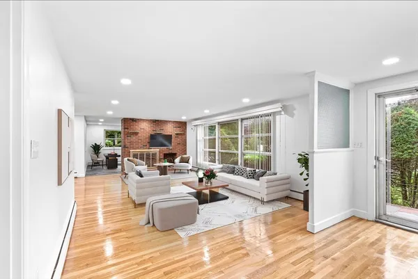 $5,400 | 253 Linden Street, Unit 253, Waltham, MA 02452