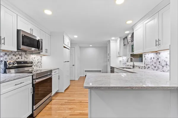 $5,400 | 253 Linden Street, Unit 253, Waltham, MA 02452