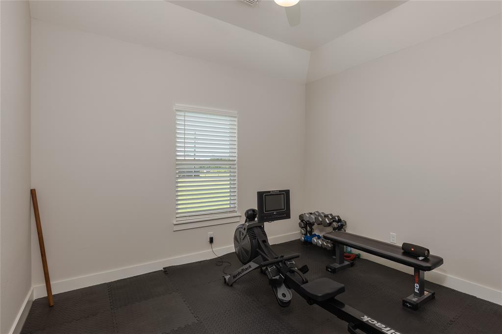 152 Katy Ranch Drive Weatherford, TX 76085 - Photo 28 of 39 Additional Guest Room #4