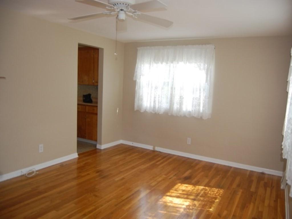 706 Stonefield Road Endwell, NY 13760 - Photo 5 of 23 Gallery Image 5