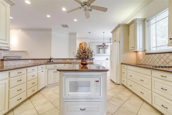 $3,300 | 3312 Rivermoor Court, Fort Worth, TX 76116