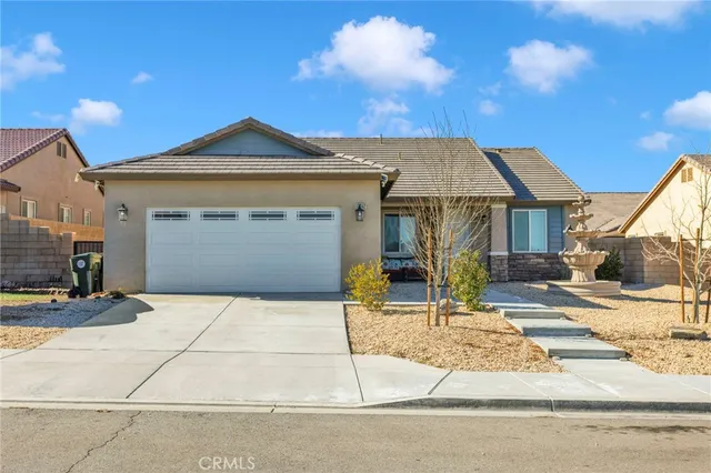 $469,000 | 13242 West Mesa Way, Victorville, CA 92395