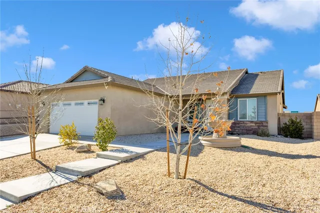 $469,000 | 13242 West Mesa Way, Victorville, CA 92395